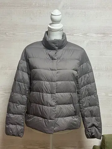 유니클로 UNIQLO 울트라 라이트 다운 자켓