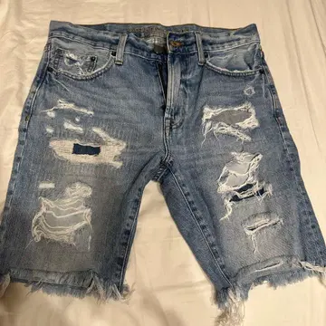 AMERICAN EAGLE 데미지 데님 숏팬츠