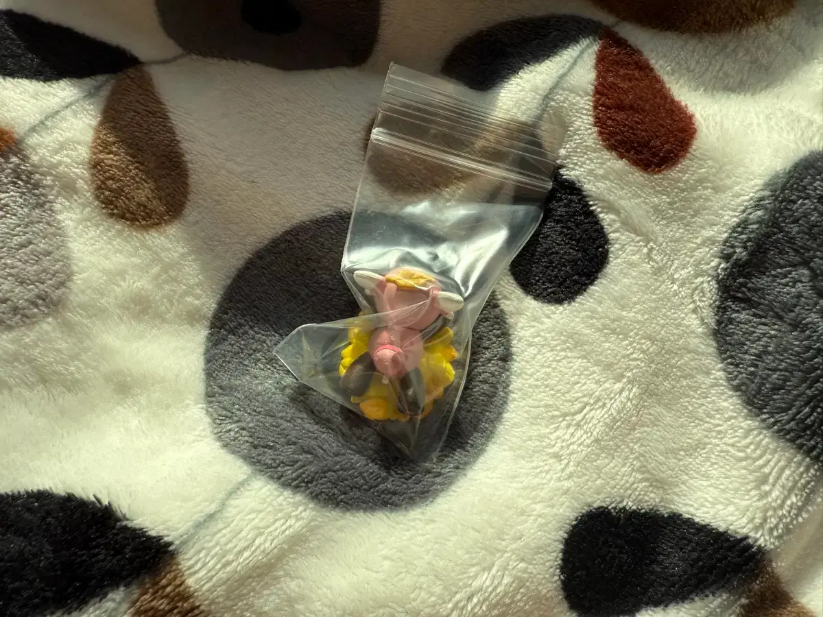 Pokémon Fallen Leaves Gaeul Gacha Evnne Bear