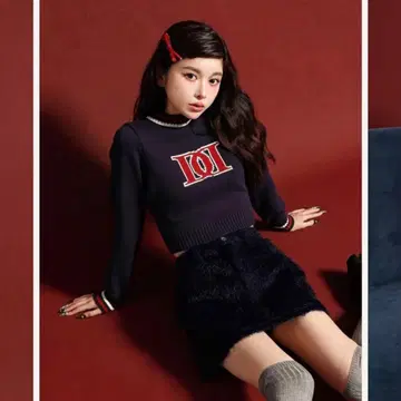 darich 레트로 dd 로고 니트 네이비 로고 자수 크롭 니트