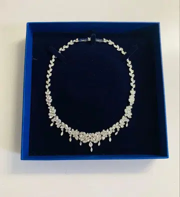 스와로브스키 SWAROVSKI Diapason 목걸이 미란다 커