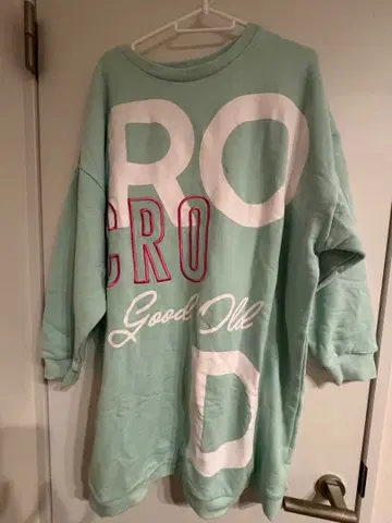 민트 그린 오버 사이즈 맨투맨