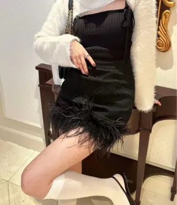 amerge. 2way fur skirt