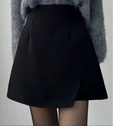 louere 이너 팬츠 부착 랩 스타일 미니 스커트