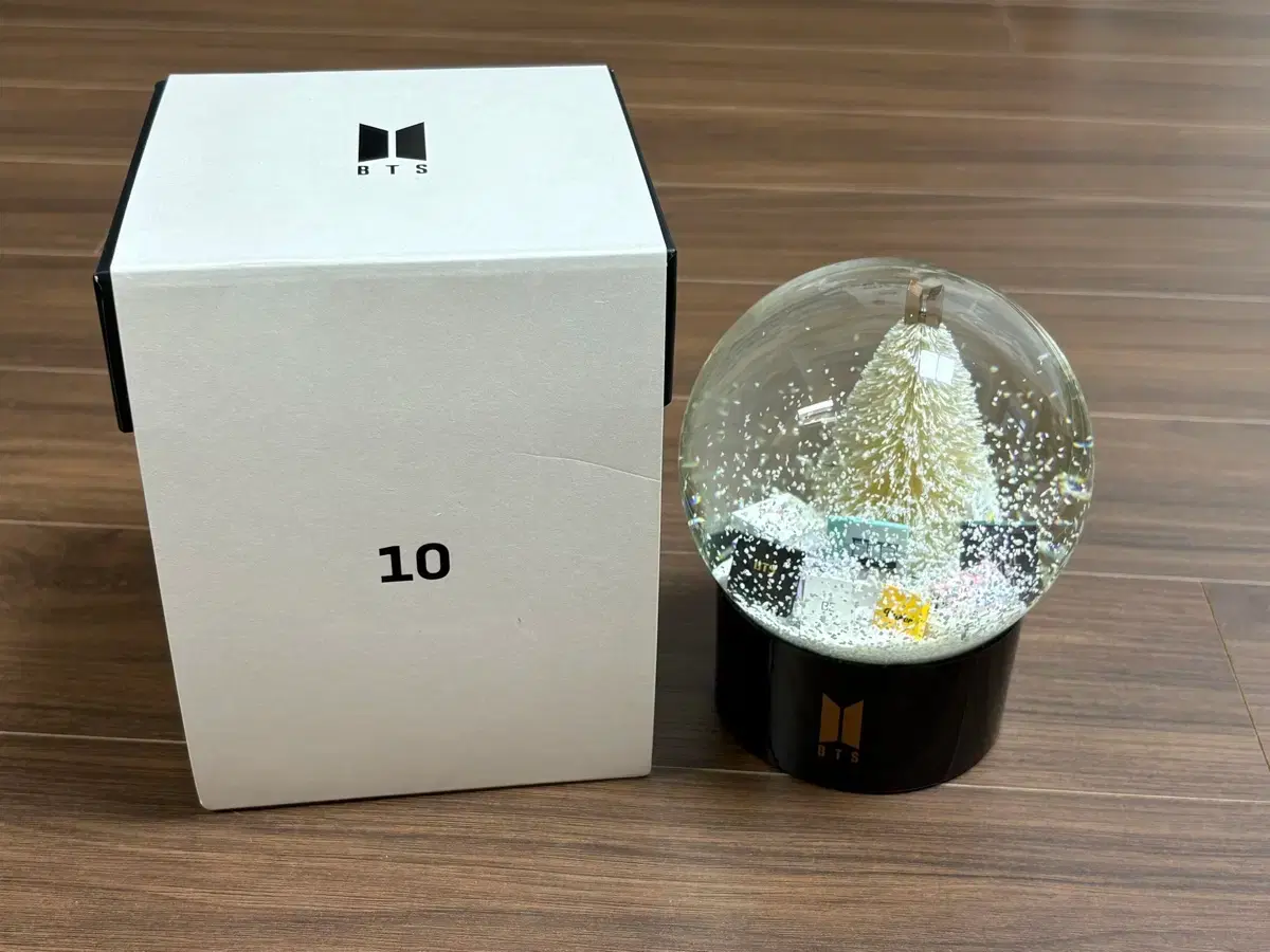 BTS Muchbox #10 Snow Globe