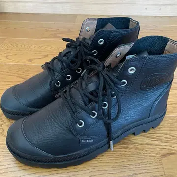 팔라디움 블랙 가죽 하이컷 부츠 25