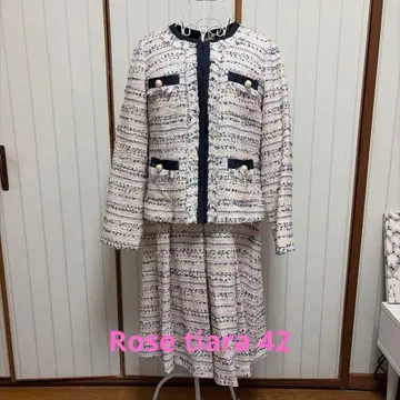 Rose tiara 로즈 티아라 스트라이프 패턴 트위드 원피스 수트 핑크