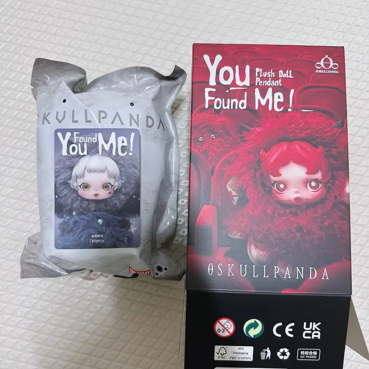 Sealed) Skullpanda Find Me Keychain Cerberus