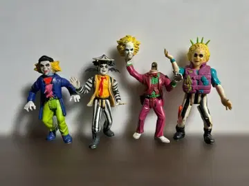 비틀쥬스 액션 피규어 4체 세트