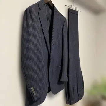 DRESSTERIOR 수트 46 미사용에 가까운 새상품급