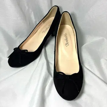 [ 새상품급 ] 블랙 리본 펌프스 스웨이드 느낌 라운드토 22.5cm