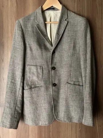 더 아래 Giorgio Armani 린넨 테일러드 자켓