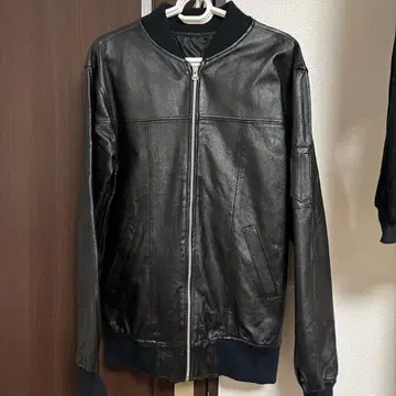 블랙 가죽 싱글 라이더 자켓