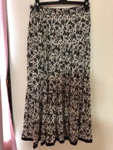 [ natural by clip ] 플라워 프린트 롱 스커트