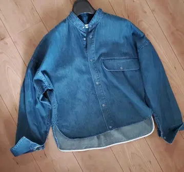 MACPHEE 맥피 데님 셔츠