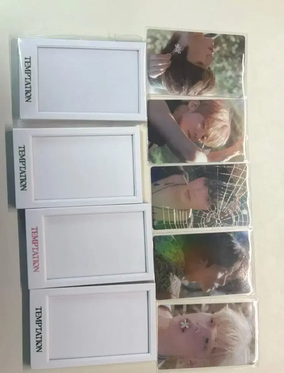 Tomorrow X Together Temptation Poca + Photo Frame