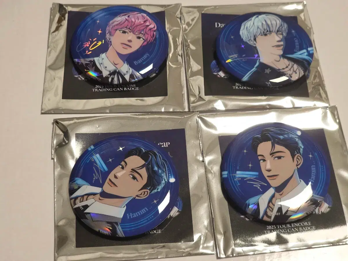 PLAVE Encore Can Badge