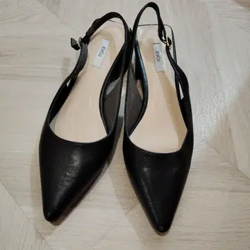 EVO 블랙 스틸레토 펌프스