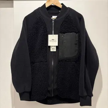 유니클로 화이트 마운티니어링 플리스 풀 지퍼 자켓