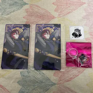 캐릭터 굿즈 세트 노트 2권과 키링