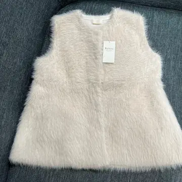 완판 TOMORROWLAND 보르지 페더얀 페플럼 베스트 화이트