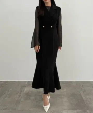 CENEA 시어 탑 원피스 세트 시착만 한 상품 블랙