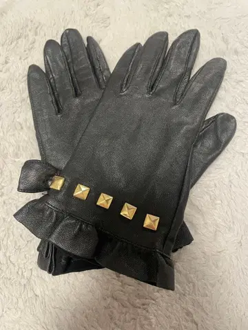 snidel 블랙 가죽 장갑 스터드 장식