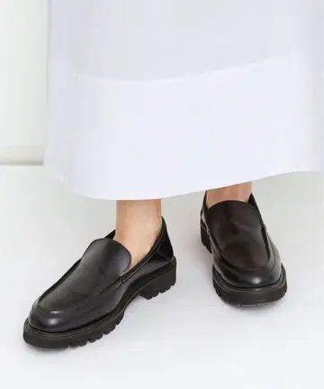 카미난도 PLAIN LOAFERS 플레인 로퍼 블랙