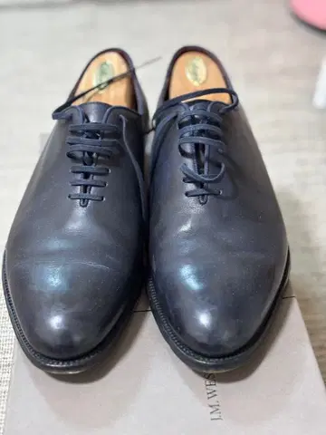 JM 웨스트 7 아이렛 블루 통가죽 신발 (미출시)