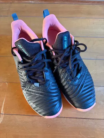 YONEX 테니스화 블랙/핑크