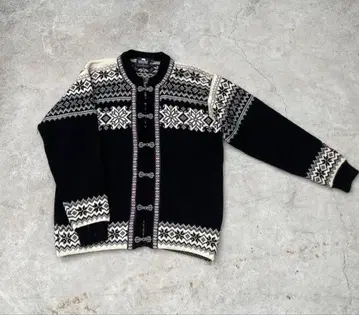 [ NORLENDER ] 구제 의류 니트 가디건 노르딕 무늬 메탈 후크