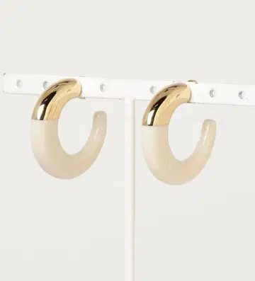 LUCAS JACK 아이보리 골드 후프 귀걸이