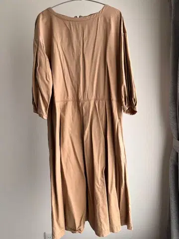 GRANDMA MAMA DAUGHTER 베이지 7부 소매 롱 원피스