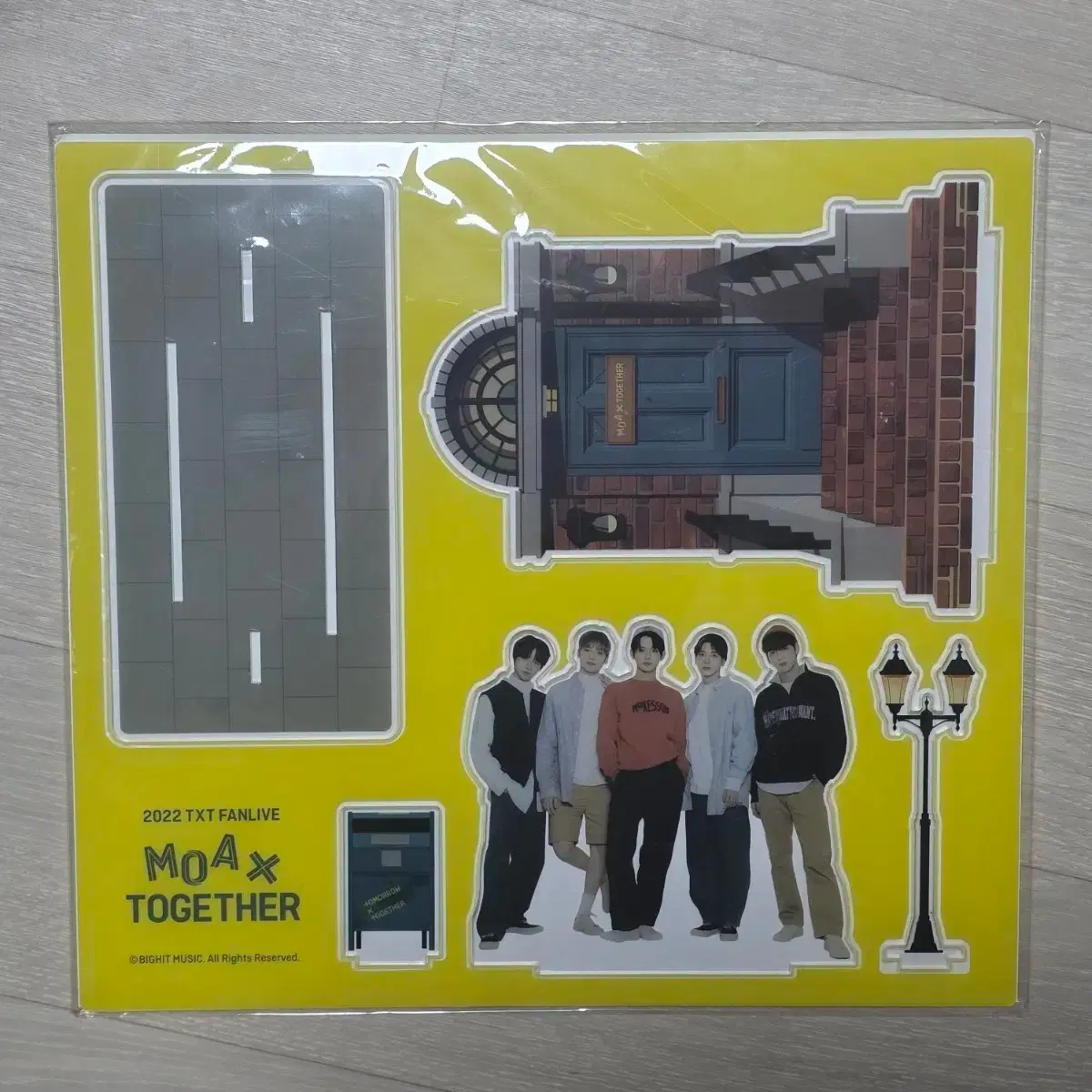 txt TOMORROW X TOGETHER 2022 Fanlive acrylic stand MOA TOGETHER