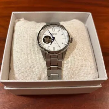 SEIKO 여성용 손목시계