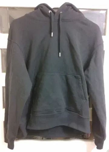 유니클로 후드티