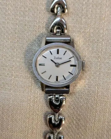 Zoeiac 수동 와인딩 여성용 시계