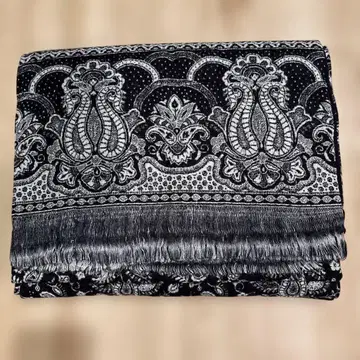 블랙과 화이트 페이즐리 대형 스톨 / 클리닝 완료