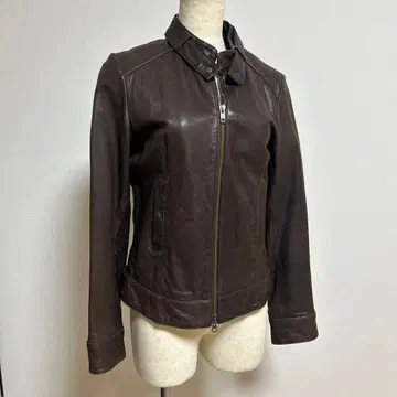 다크 브라운 가죽 자켓