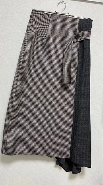 UNITED TOKYO 체크 스커트