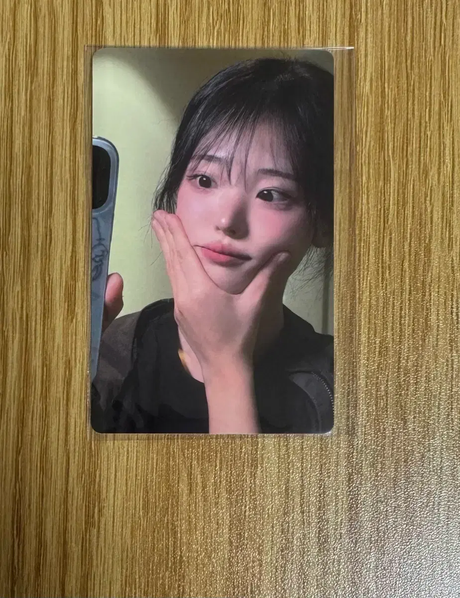QWER Hina unreleased photocard Weverse Lucky Draw LD pre-order benefit poca