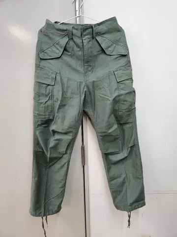 AVIREX 카고 팬츠 올리브 그린
