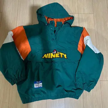 9090 후드 부착 풀오버 자켓