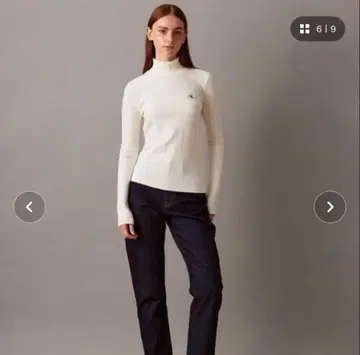 CalvinKlein 모노그램 로고 리브 모크넥 롱 슬리브 풀오버