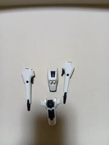 MG(마스터 그레이드) 정크 부품 세트