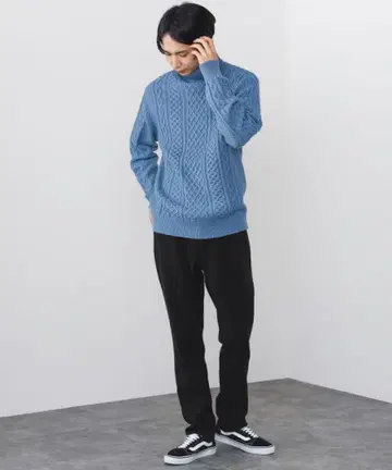 새상품급 BEAMSHEART 터틀넥 니트