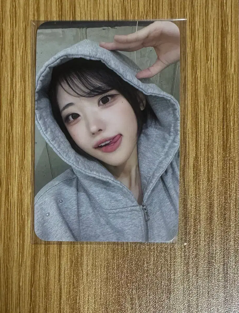 QWER Hina unreleased photocard Dear My Muse DMMU offline pre-order benefit poca