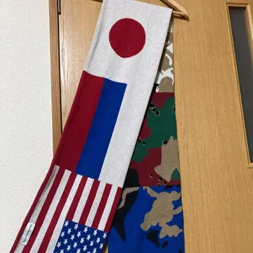 GOSHA RUBCHINSKIY 고샤 라브친스키 국기 머플러