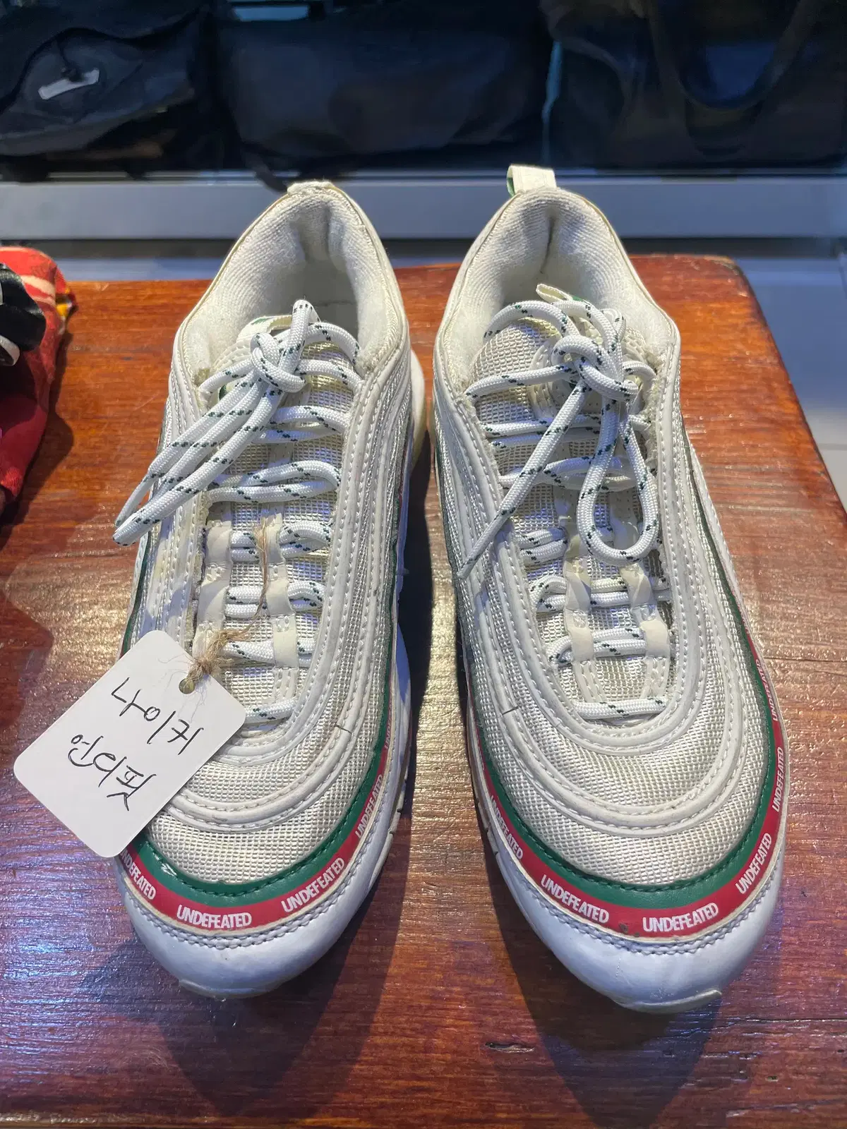 Nike Air Max 97 Undefeated 235