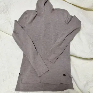 FOXEY 터틀넥 스웨터 그레이 38